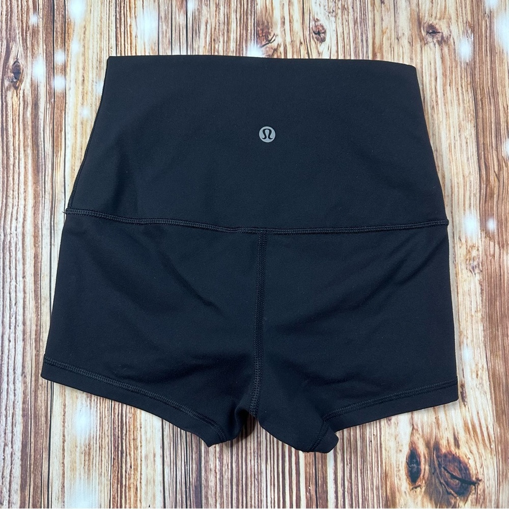 Lululemon Women’s Short Black